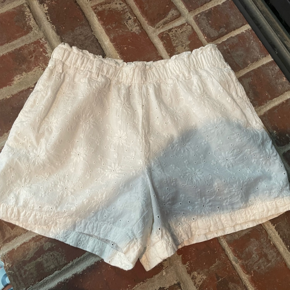 Polo by Ralph Lauren Girl’s white lined eyelet shorts with elastic waist